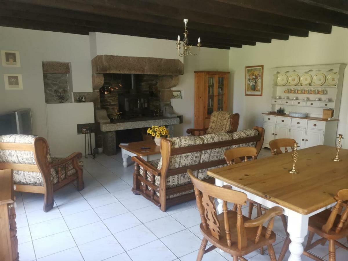 La Loctais Villa Les Portes du Coglais Esterno foto